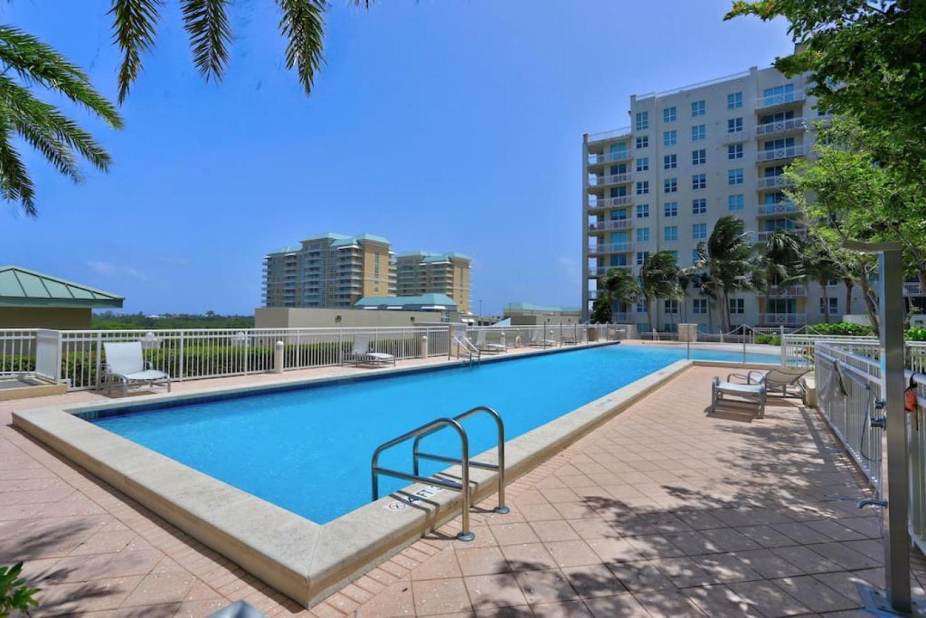 1Br Rooftop Pool-10 Min Walk To Beach Boynton Beach Bagian luar foto